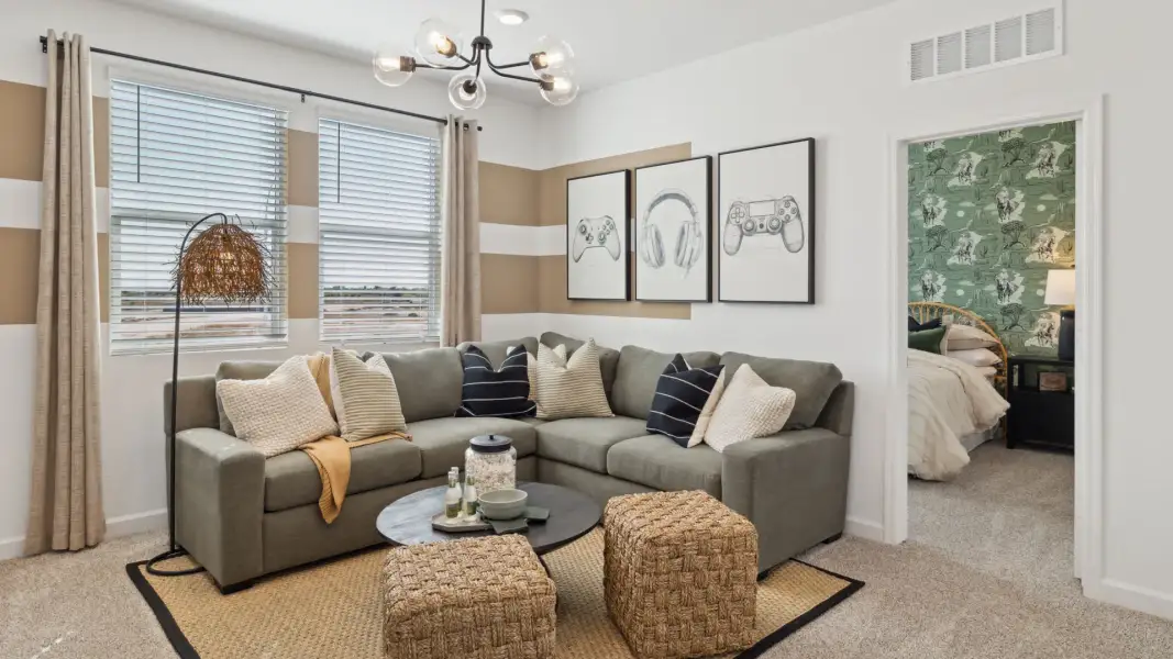 Representative furnished interior of a home built from the Ibis by D.R. Horton in Citrus Pointe, Phoenix (Image 27).