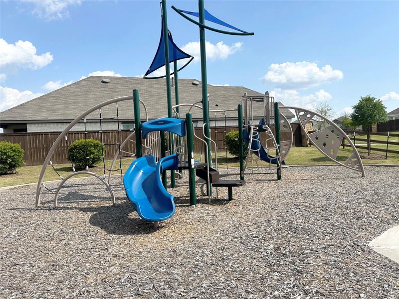 Image 4 of a home in Colony at Pinehurst.