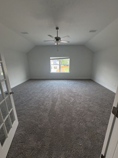Spacious, unfurnished interior of a new home in Rookers Bend, Smyrna (Image 20).