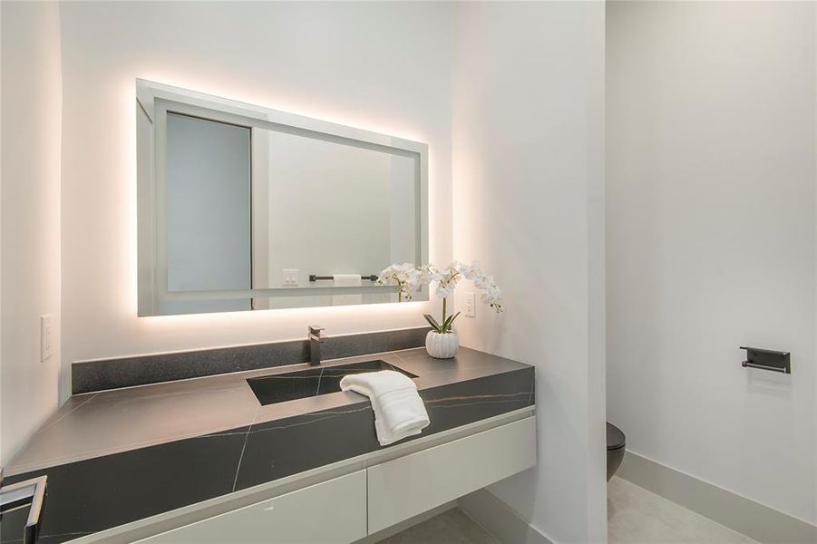 Furnished interior view inside a new home in , Sunnyvale (Image 8).