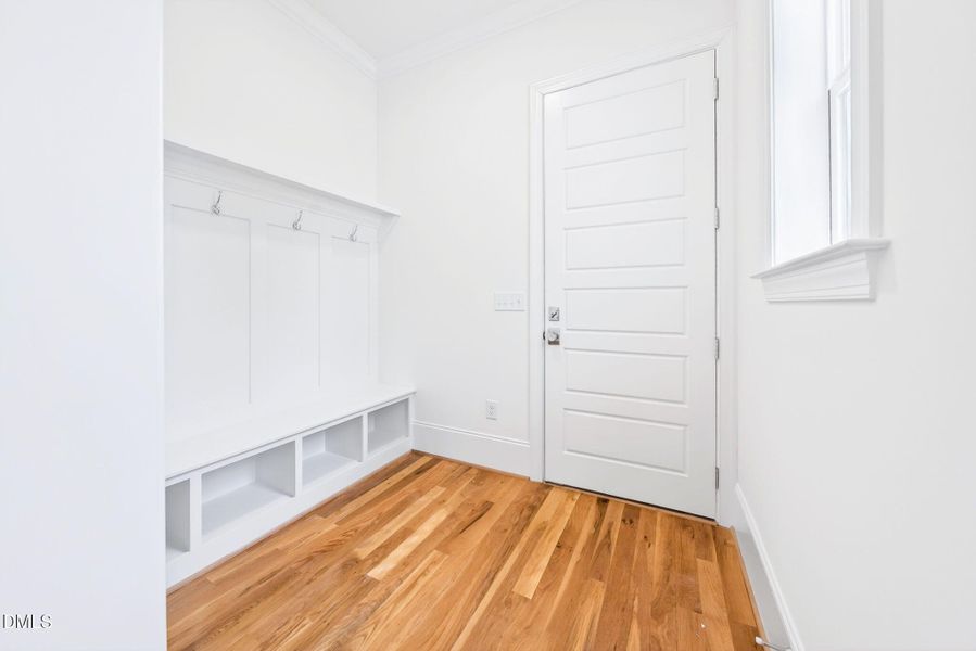 26-web-or-mls-7829 Penny Road (29 of 59) 26-web-or-mls-7829 Penny Road (29 of 59)