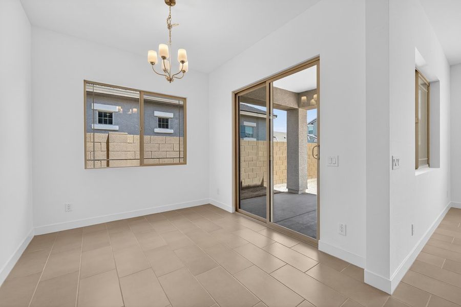 Spacious, unfurnished interior of a new home in Ellsworth Ranch, Queen Creek (Image 19).
