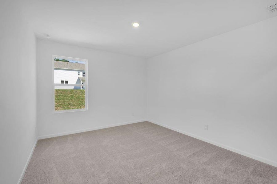 Spacious, unfurnished interior of a new home in Heritage River, Euharlee (Image 26).