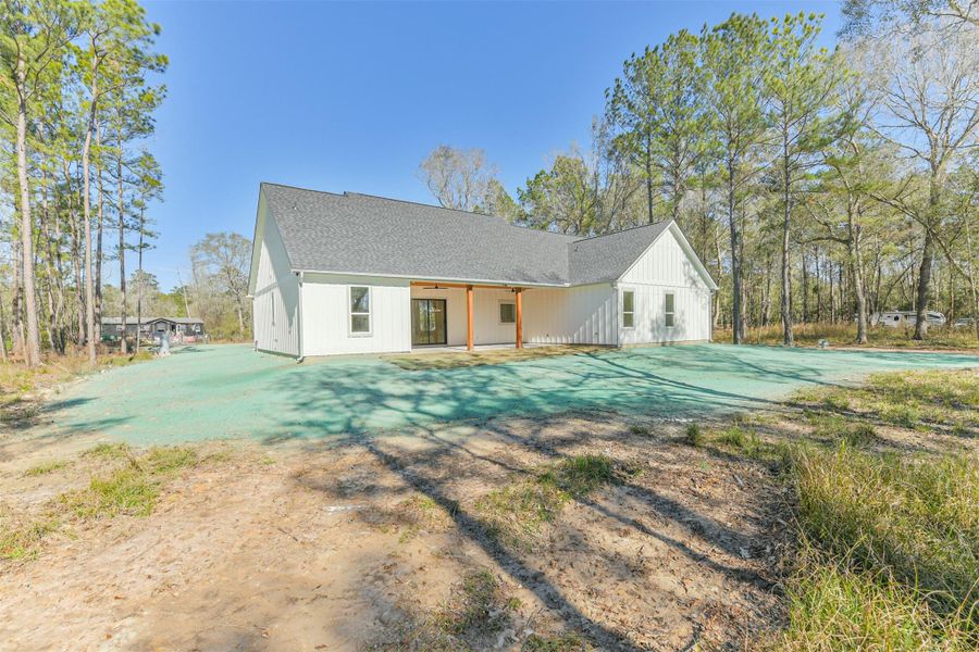 Exterior details and patio area of a home in , Dayton (Image 26).