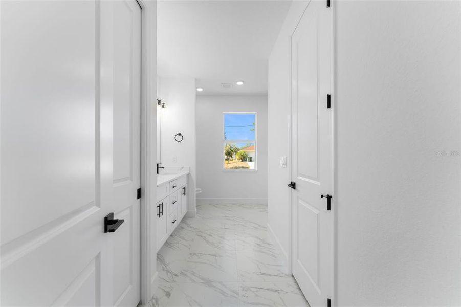 Spacious, unfurnished interior of a new home in , North Port (Image 13).