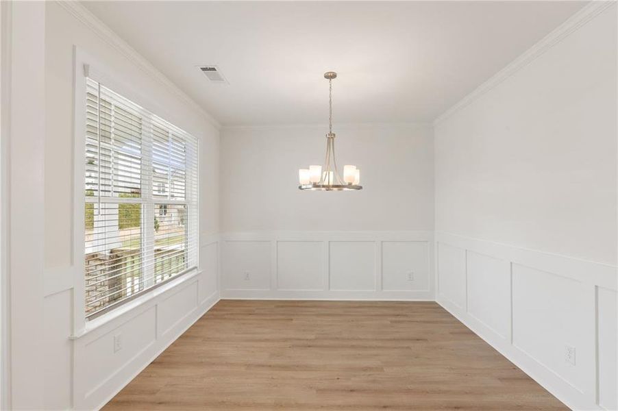 Spacious, unfurnished interior of a new home in Clark Farms, Flowery Branch (Image 25).