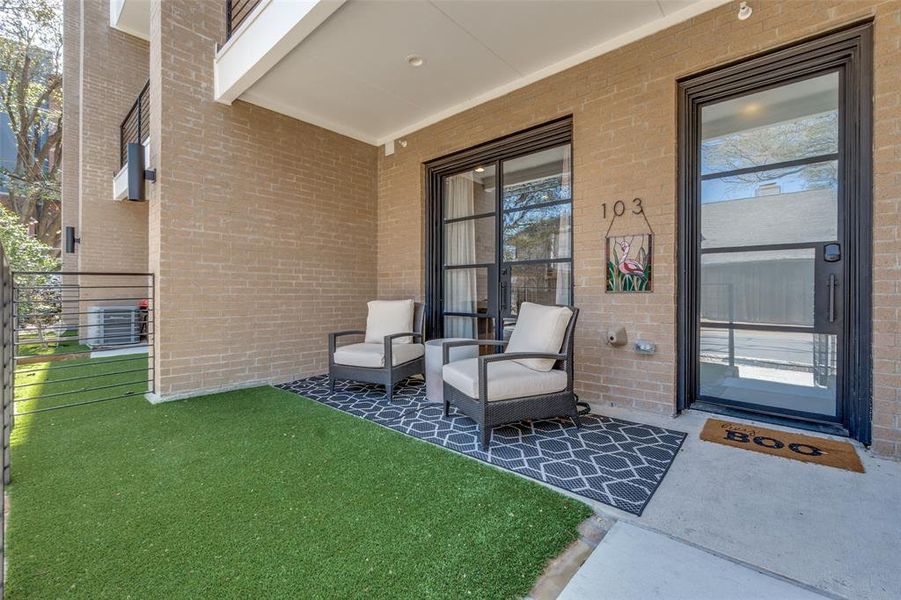 Exterior details and patio area of a home in , Dallas (Image 21).