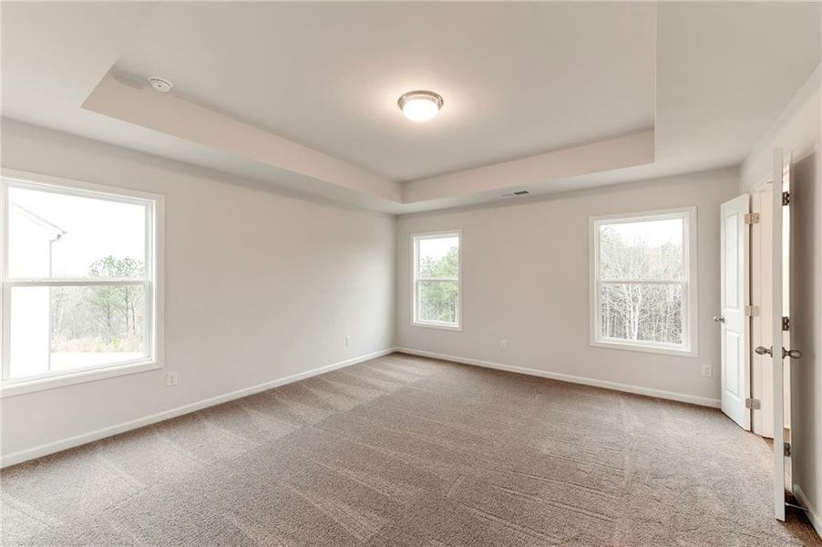 Spacious, unfurnished interior of a new home in , Calhoun (Image 16).
