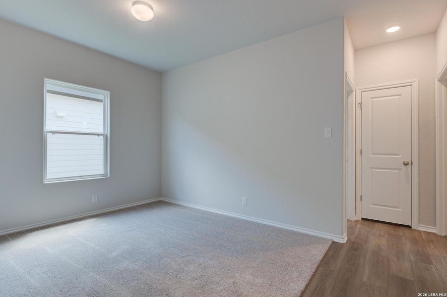 Spacious, unfurnished interior of a new home in Nopal Valley, San Antonio (Image 14). Spacious, unfurnished interior of a new home in Nopal Valley, San Antonio (Image 14).