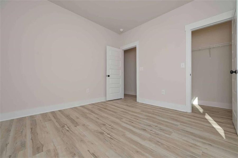 Spacious, unfurnished interior of a new home in , Buchanan (Image 19).
