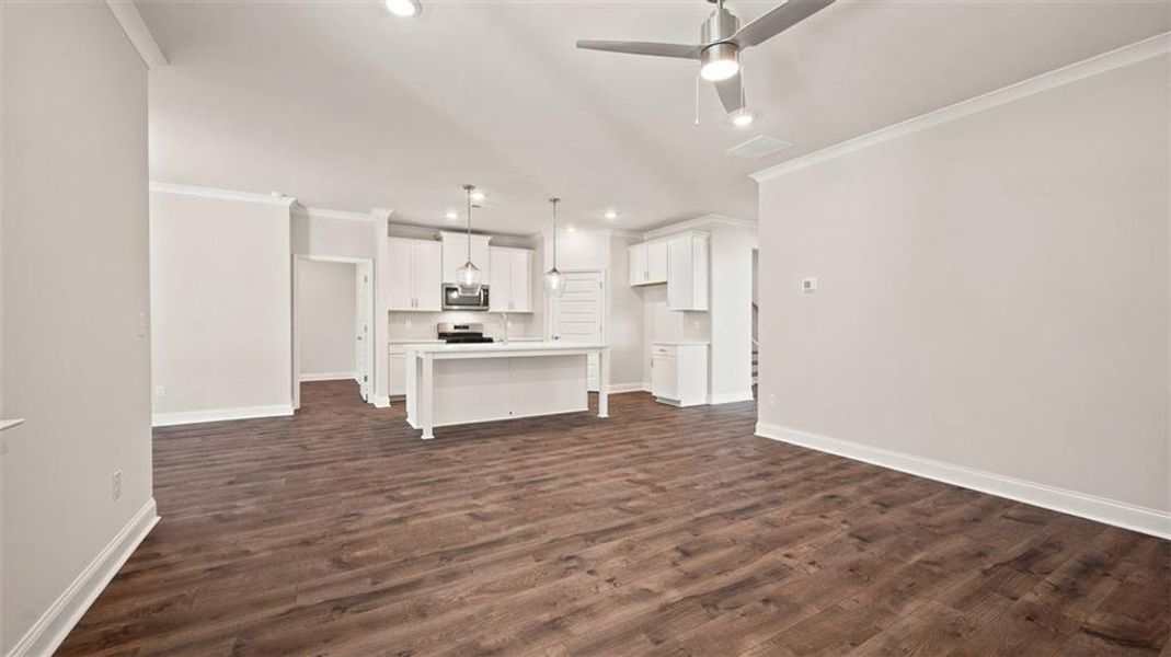 Spacious, unfurnished interior of a new home in Oak Ridge Meadows - Active Adult, Locust Grove (Image 28).