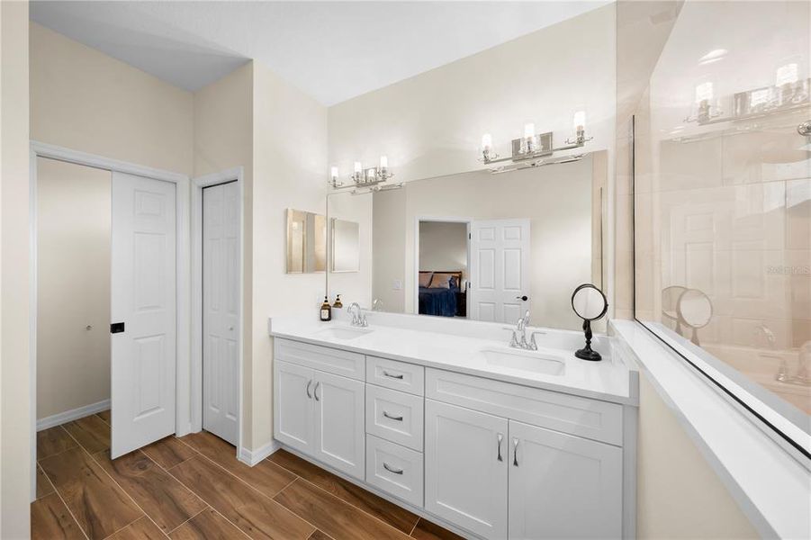 Furnished interior view inside a new home in , Ocala (Image 39).