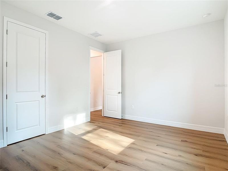 Spacious, unfurnished interior of a new home in , Eustis (Image 38).