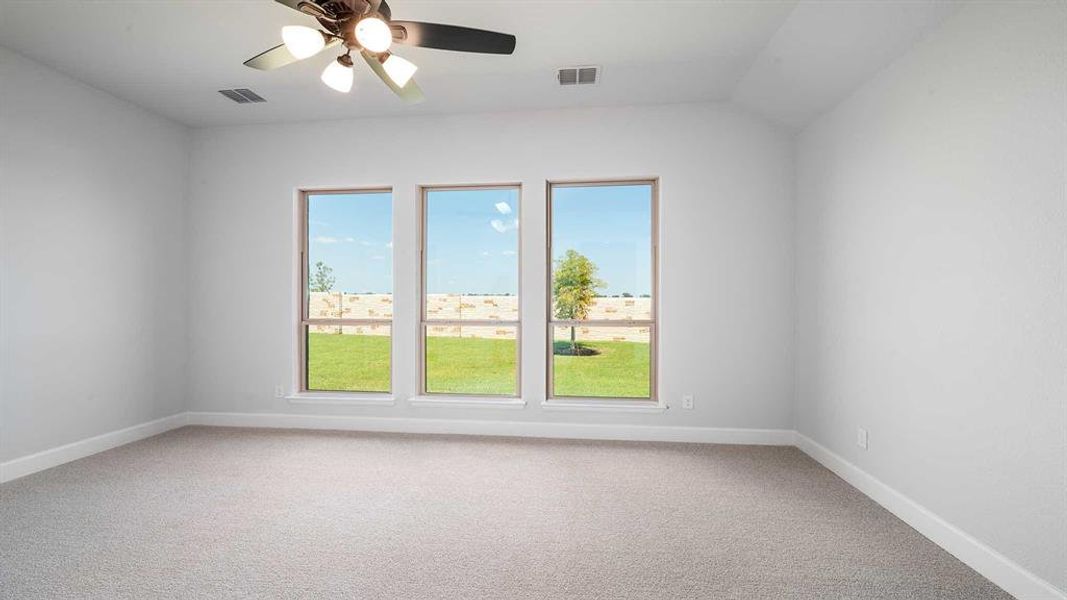 Spacious, unfurnished interior of a new home in Trinity Falls 45', McKinney (Image 17). Spacious, unfurnished interior of a new home in Trinity Falls 45', McKinney (Image 17).