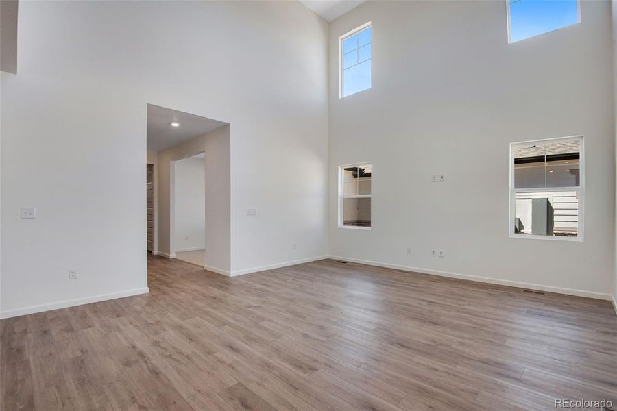 Spacious, unfurnished interior of a new home in Prelude at The Aurora Highlands, Aurora (Image 30).