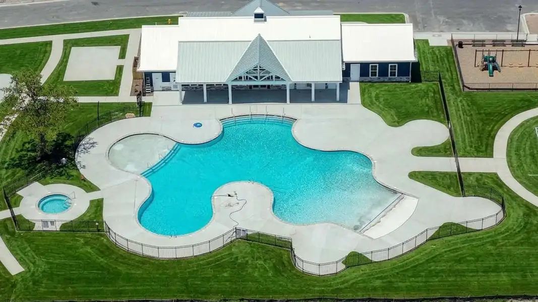 Community amenities in The Highlands at Cedar Hill Landing, Navassa (Image 34).