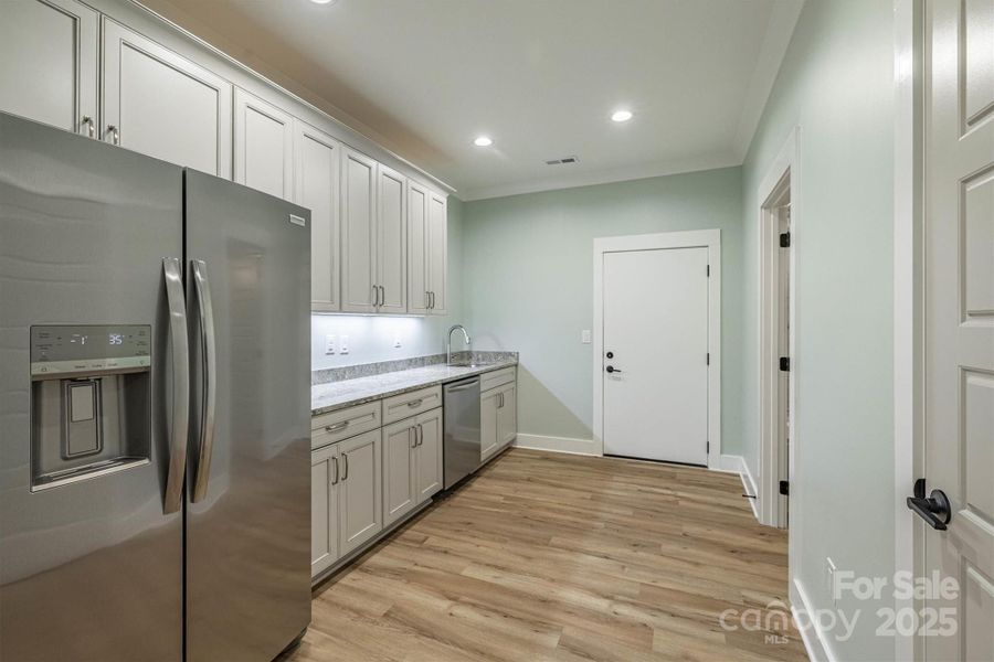 Furnished interior view inside a new home in , Nebo (Image 19).
