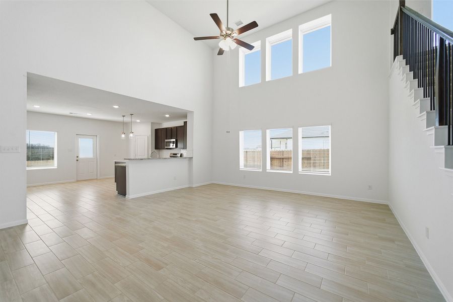 Spacious, unfurnished interior of a new home in Briarwood, Elgin (Image 24).