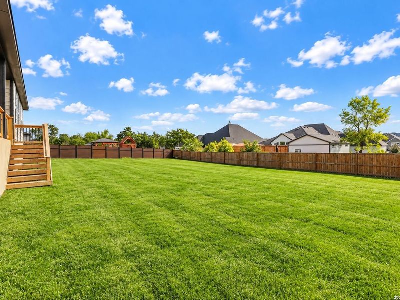 Exterior details and patio area of a home in Potranco Oaks, Castroville (Image 3).