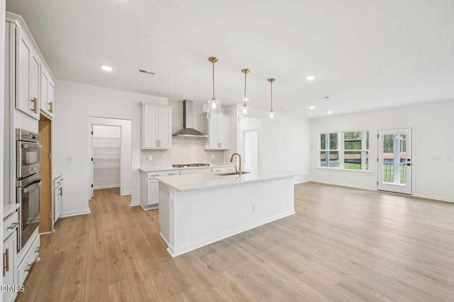 9-web-or-mls-Malcus Ct-S1510-009