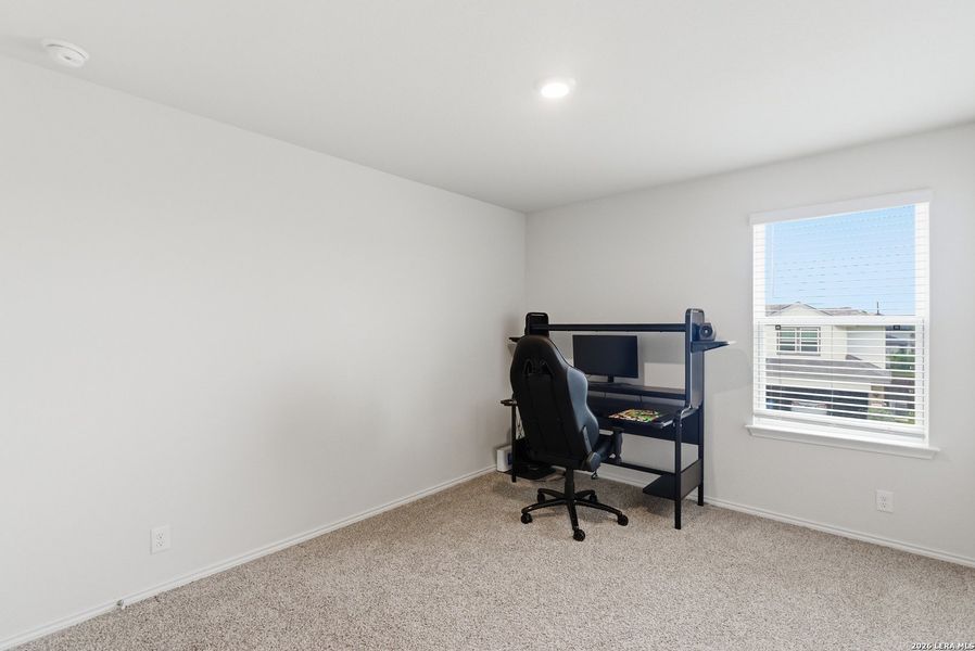 Furnished interior view inside a new home in Langdon, San Antonio (Image 10).