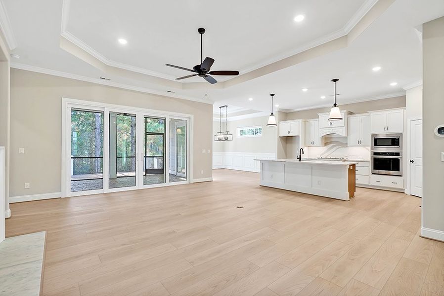 Cruz Bay, Great Room