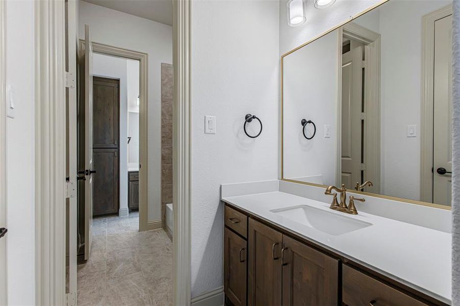 Furnished interior view inside a new home in Levante - 1 Acre Lots, Waxahachie (Image 9).