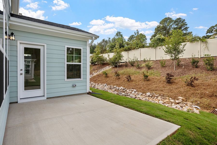 Exterior details and patio area of a home in Georgias Landing, Raleigh (Image 2).