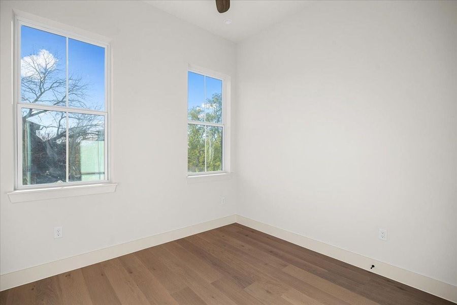 Guest bedroom