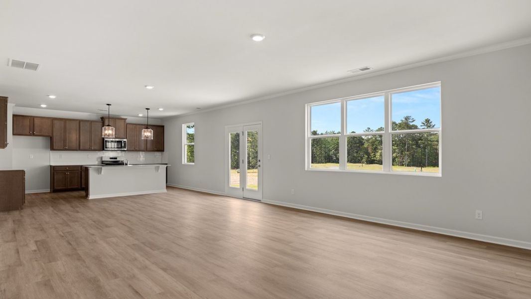 Representative unfurnished interior of a home built from the Green by D.R. Horton in Fairway 17 at Mirror Lake, Villa Rica (Image 30).