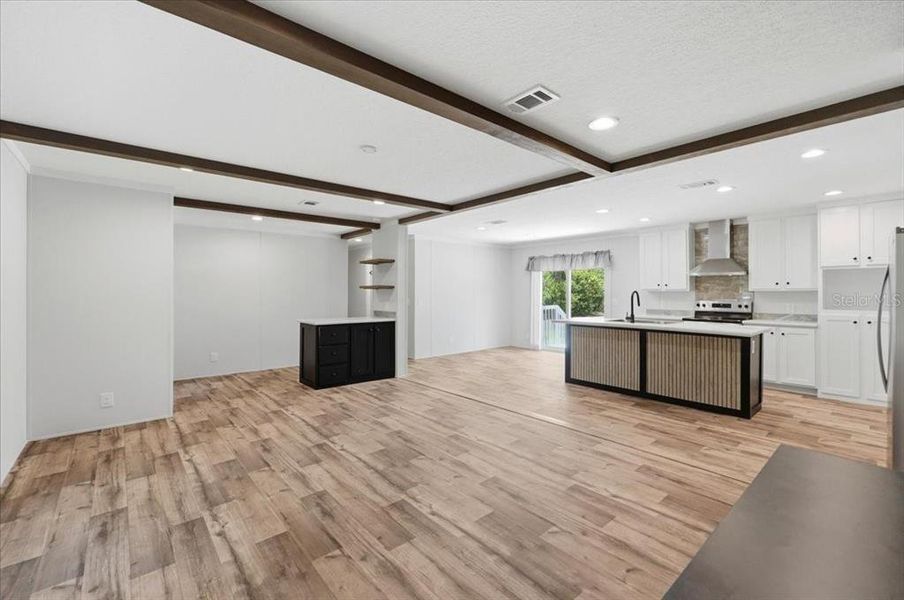 Spacious, unfurnished interior of a new home in , Zephyrhills (Image 22).
