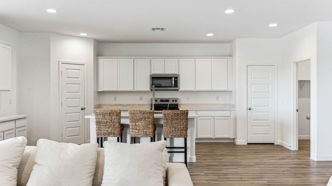 Furnished interior view inside a new home in Quail Ranch, San Tan Valley (Image 10).