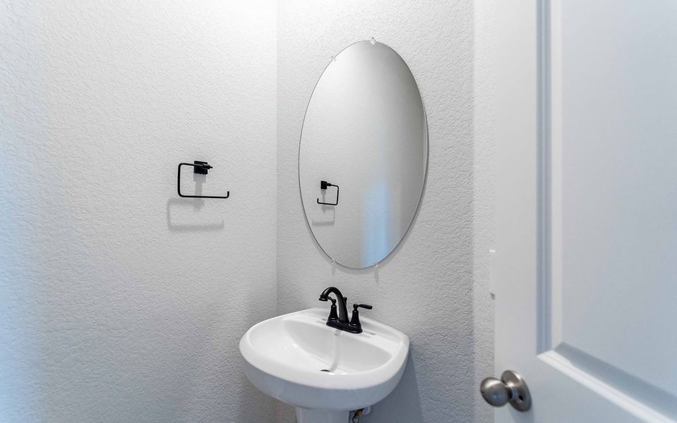 Furnished interior view inside a new home in Hickory Ridge, Elmendorf (Image 7). Furnished interior view inside a new home in Hickory Ridge, Elmendorf (Image 7).