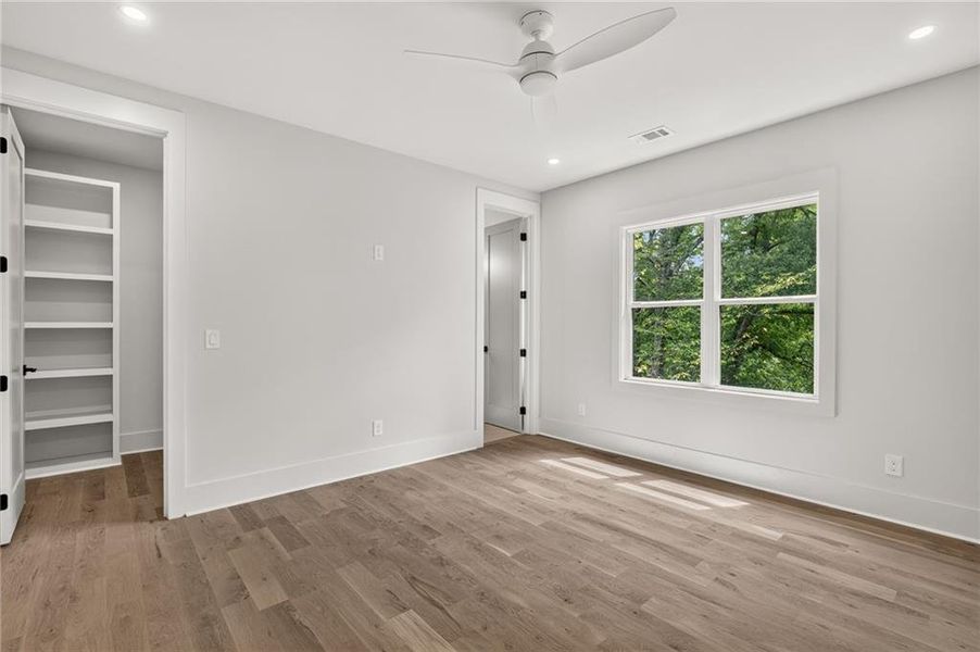 Spacious, unfurnished interior of a new home in , Atlanta (Image 51).