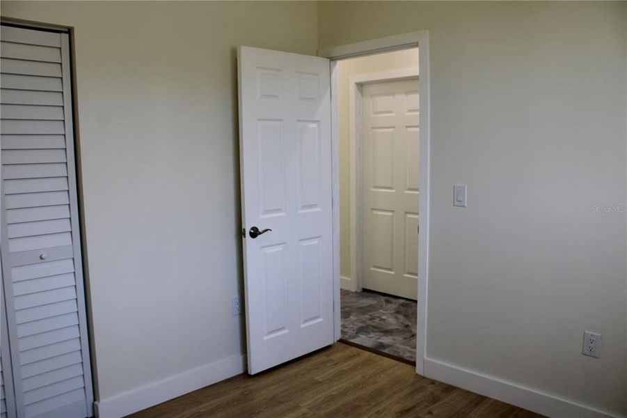 Spacious, unfurnished interior of a new home in , Port Charlotte (Image 23).