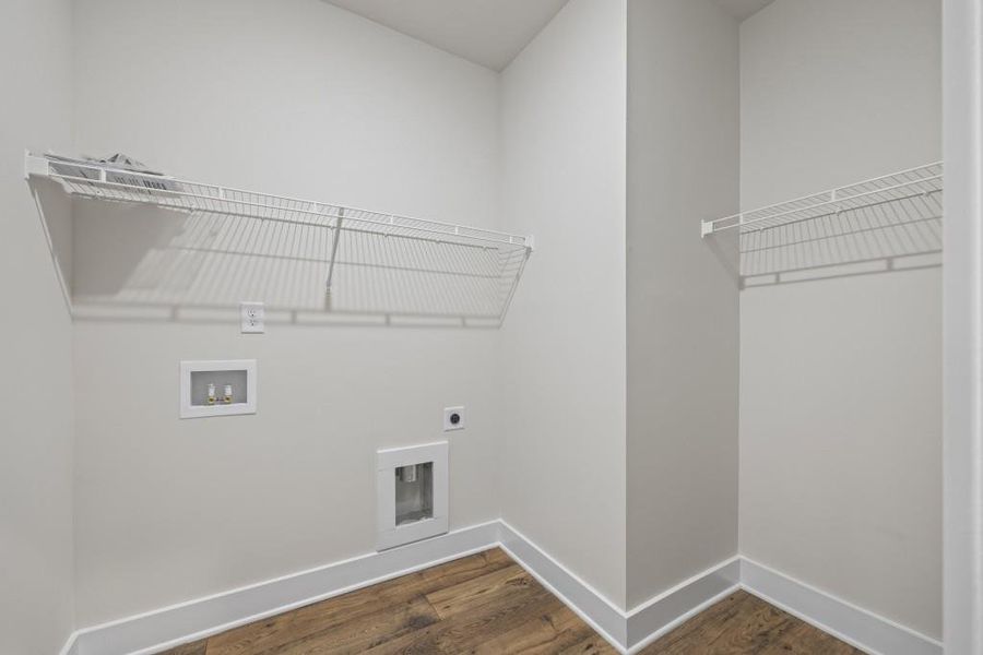 Spacious, unfurnished interior of a new home in , Hartwell (Image 18).