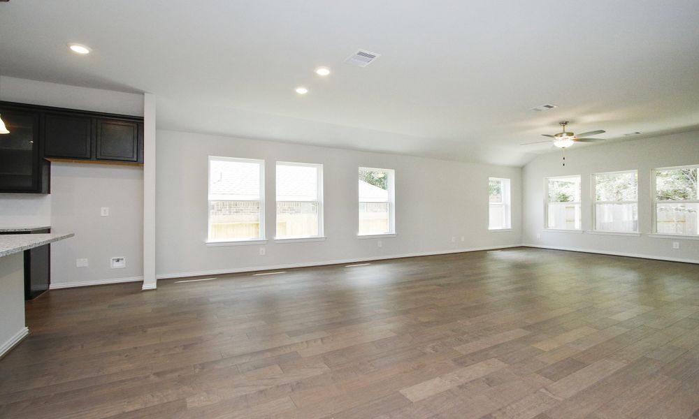 Representative unfurnished interior of a home built from the Enclave Series - Fiji by DRB Homes in Meyer Ranch – Premier, New Braunfels (Image 14).