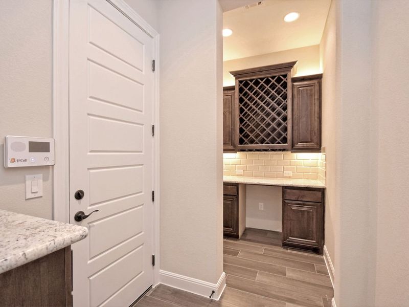 Representative furnished interior of a home built from the San Simeon I by Giddens Homes in Clearwater Ranch, Liberty Hill (Image 255).