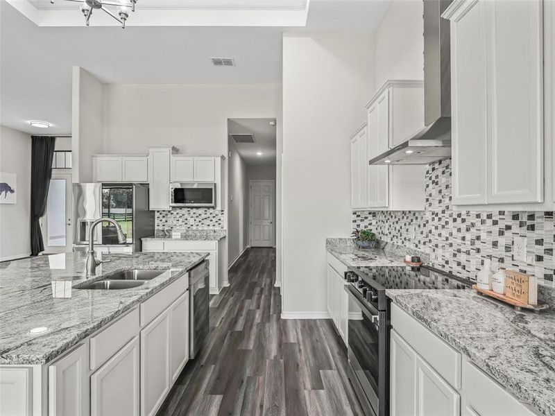 Furnished interior view inside a new home in , Ocala (Image 69).