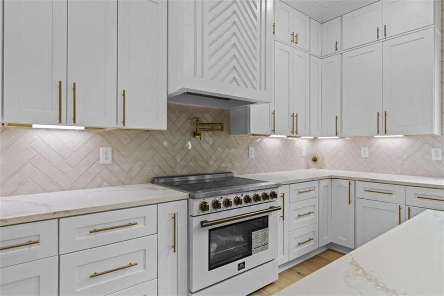 Furnished interior view inside a new home in , Winder (Image 14).