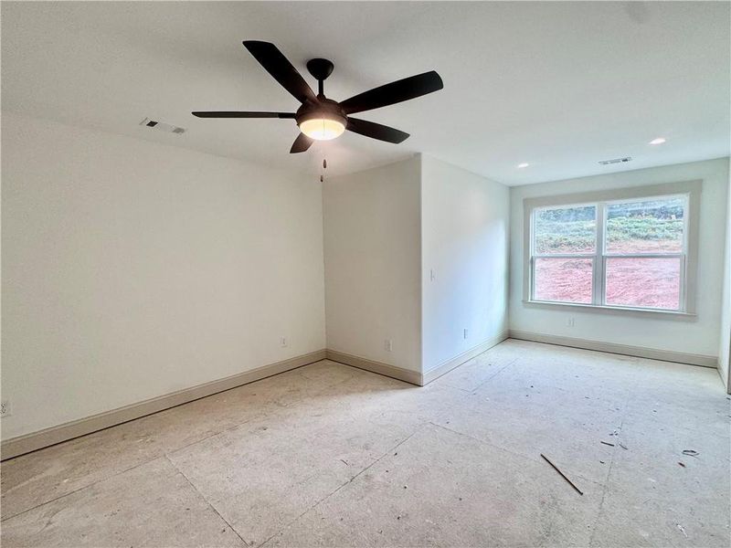 Image 25 of a home in .