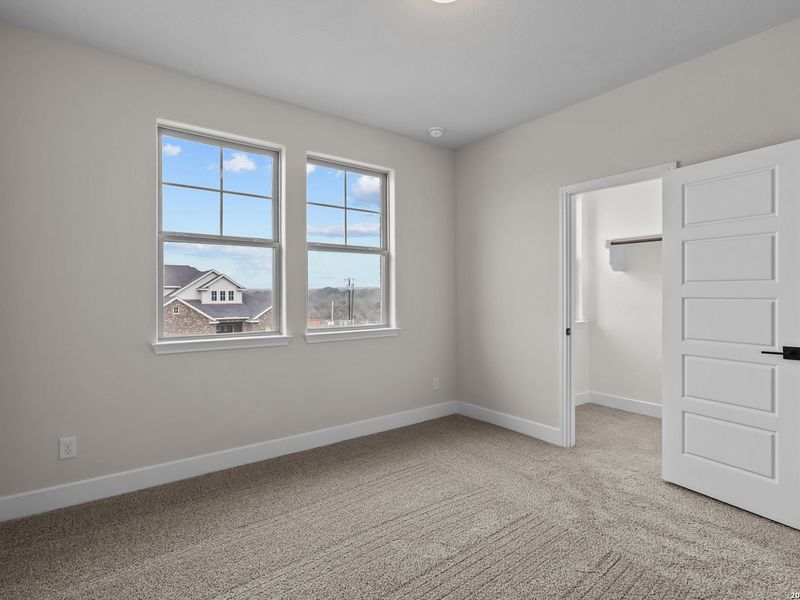 Spacious, unfurnished interior of a new home in The Reserve at Potranco Oaks, Castroville (Image 49).
