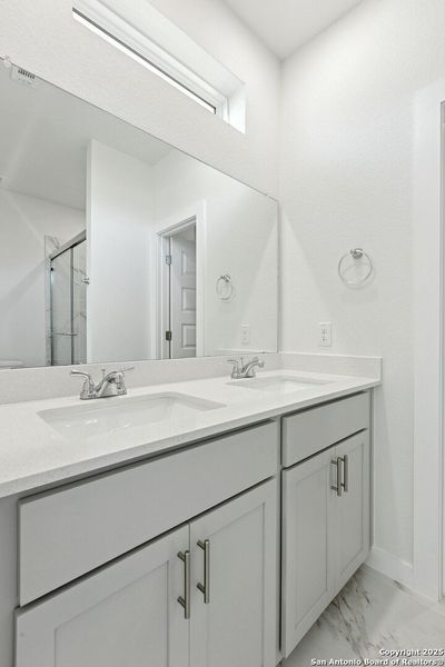 Furnished interior view inside a new home in Mayfair, New Braunfels (Image 8).