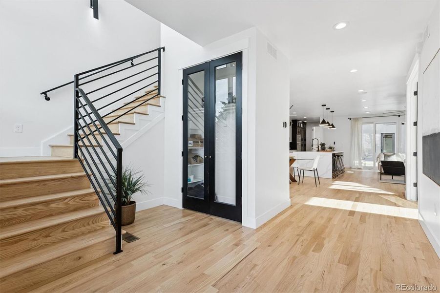 Spacious, unfurnished interior of a new home in , Denver (Image 22).