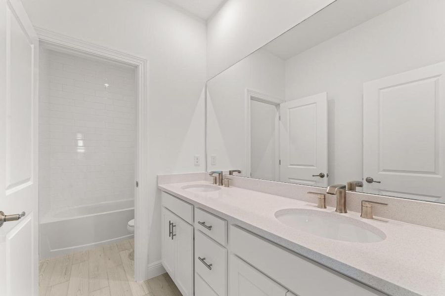 US_SEF_OCEANA_LOT 20_bath 2