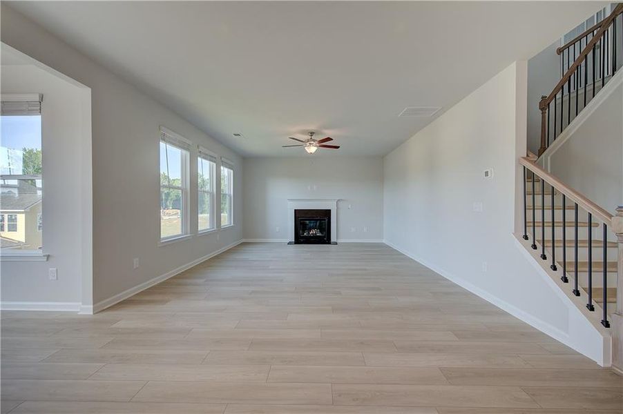 Spacious, unfurnished interior of a new home in Cooper Park, McDonough (Image 32).