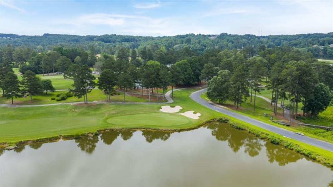 Natural landscape and outdoor views near Northwoods at Mirror Lake in Villa Rica (Image 54).