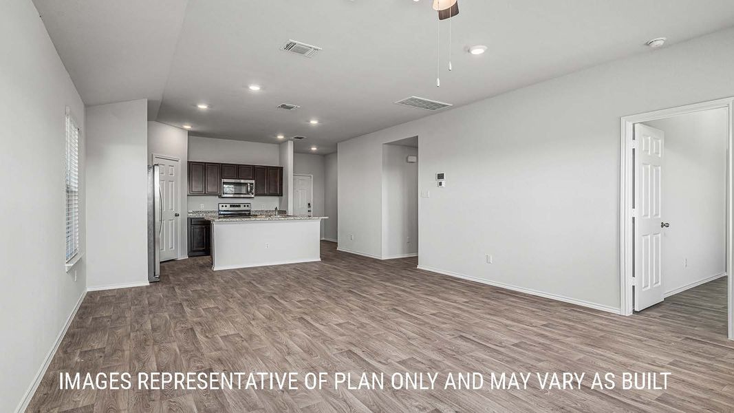 Spacious, unfurnished interior of a new home in Pecan Creek, Temple (Image 13).