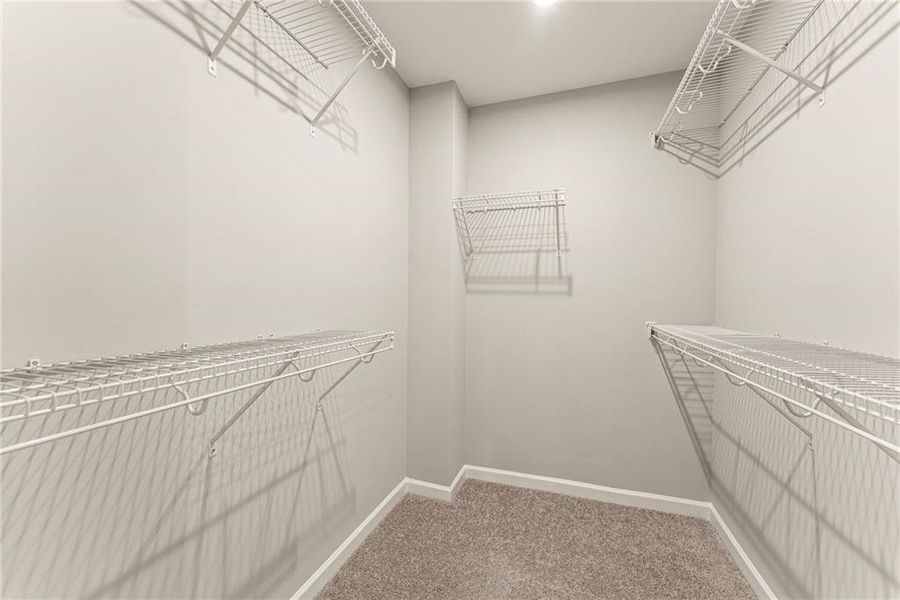 Spacious, unfurnished interior of a new home in , Braselton (Image 25). Spacious, unfurnished interior of a new home in , Braselton (Image 25).