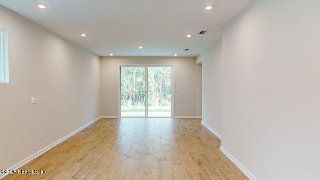 Spacious, unfurnished interior of a new home in RiverTown - Forest, St. Johns (Image 11).